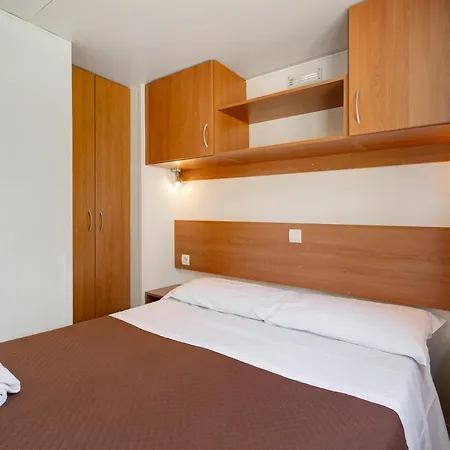 Kemp Royal Pettenasco