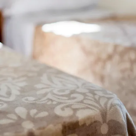 Royal * Петтенаско