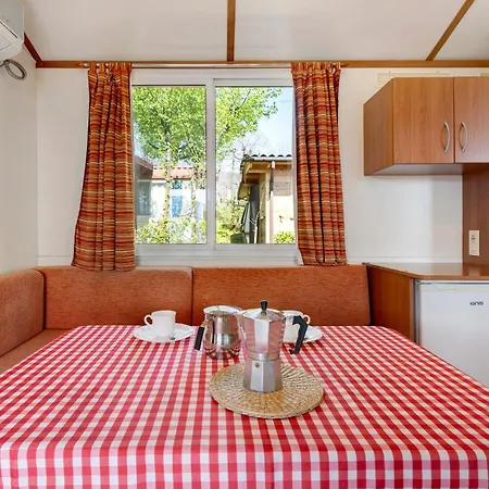 Кемпинг Royal