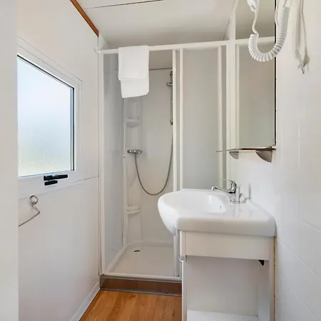 Royal Kemp Pettenasco